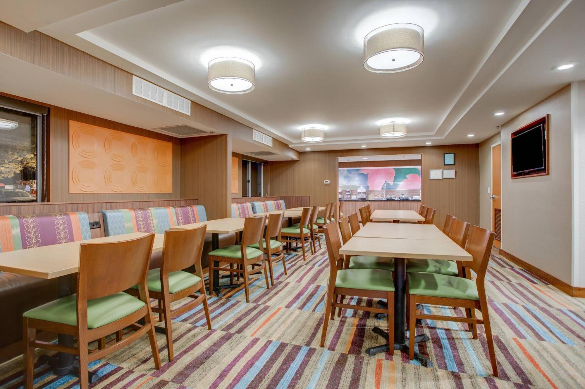 Fairfield Inn By Marriott Amesbury Exterior foto